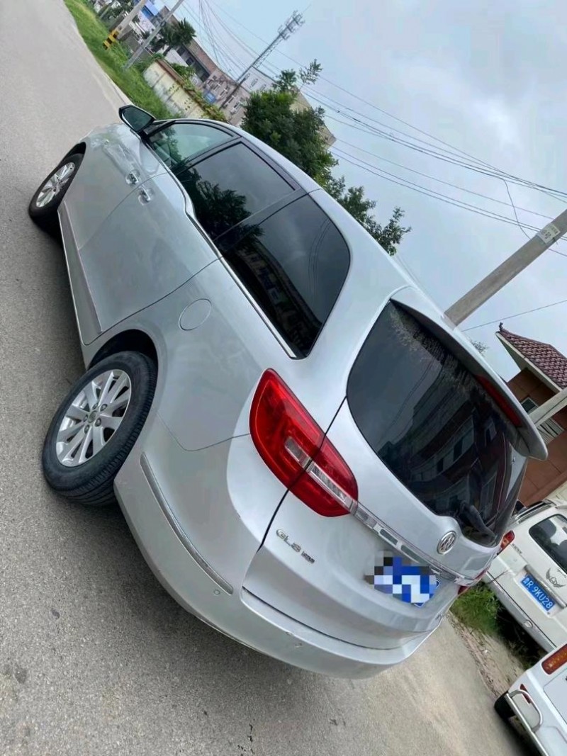 青岛17年别克GL87