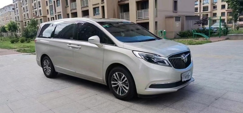 青岛17年别克GL85