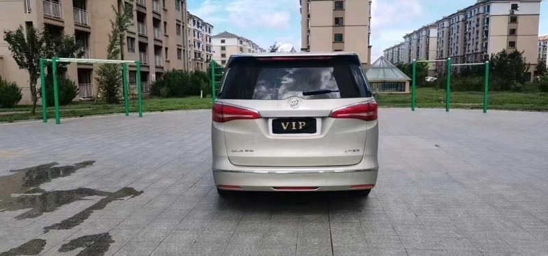 青岛17年别克GL88