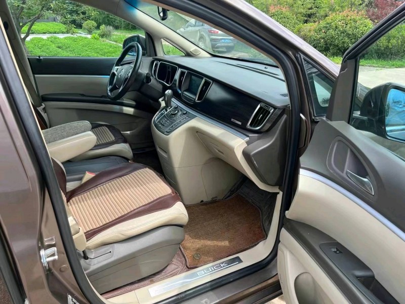 青岛14年别克GL84