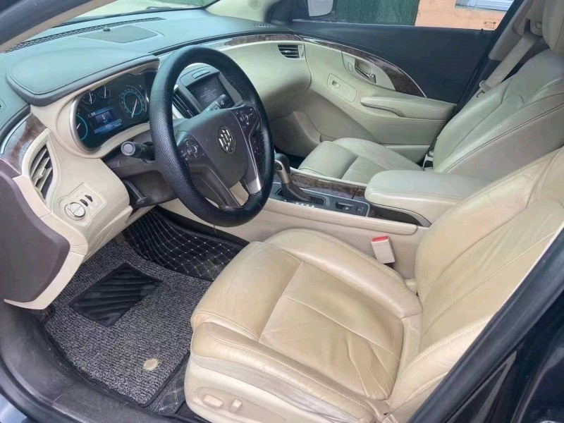 青岛15年别克君越4