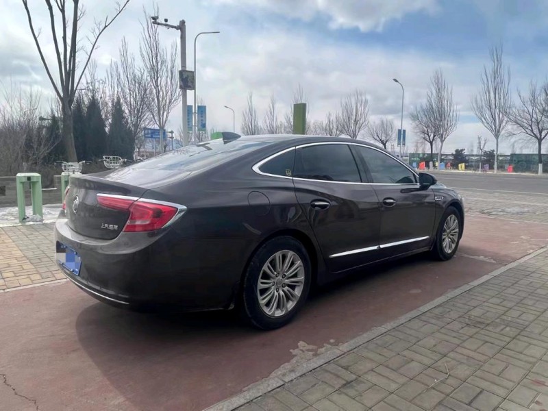 石家庄16年别克君越7