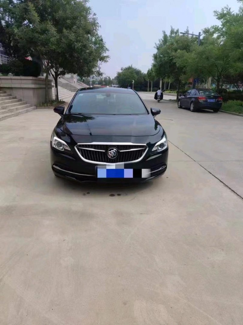 东营17年别克君越8