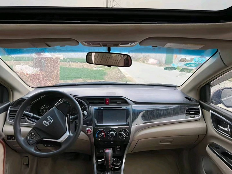 青岛14年本田凌派7