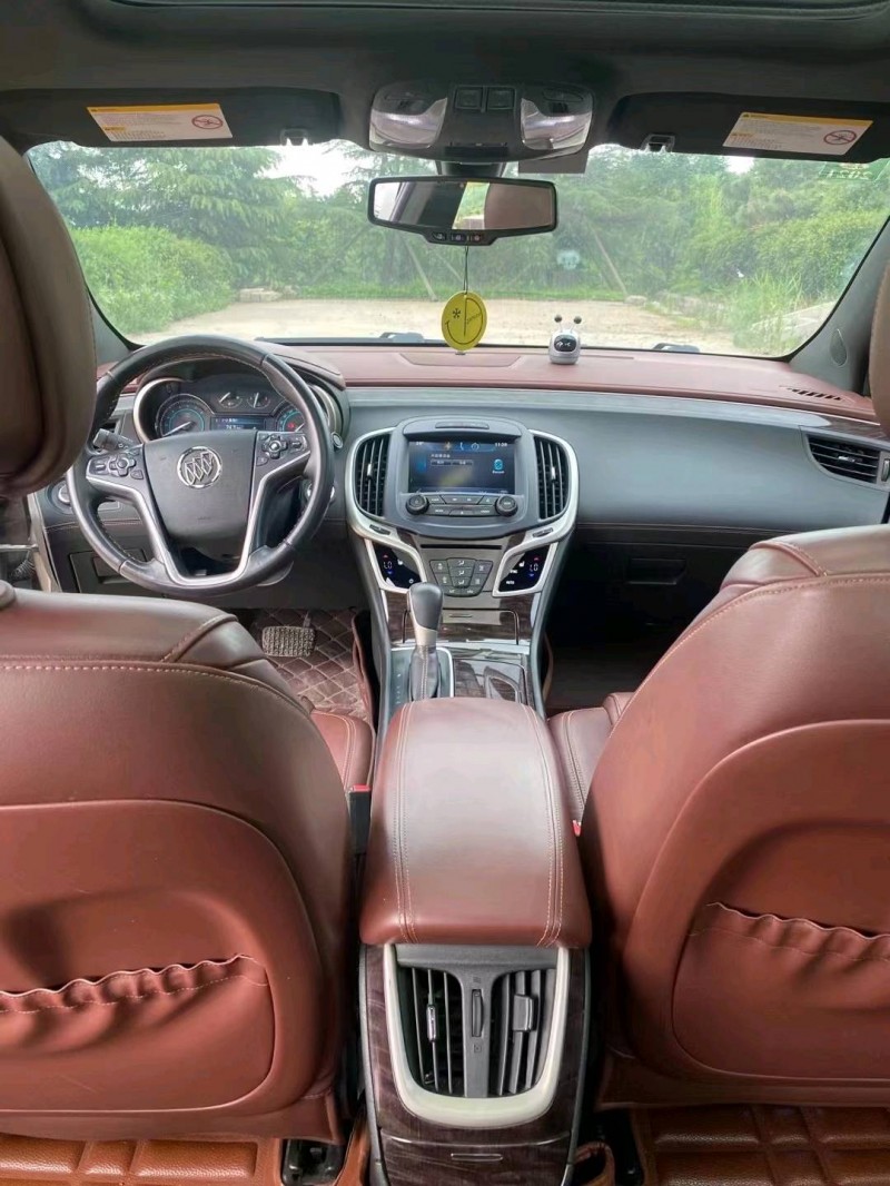 青岛14年别克君越4