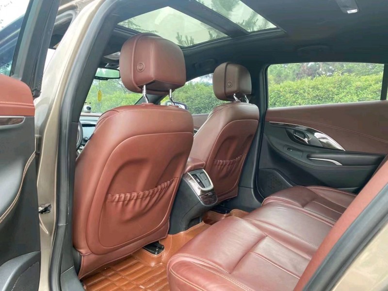 青岛14年别克君越7