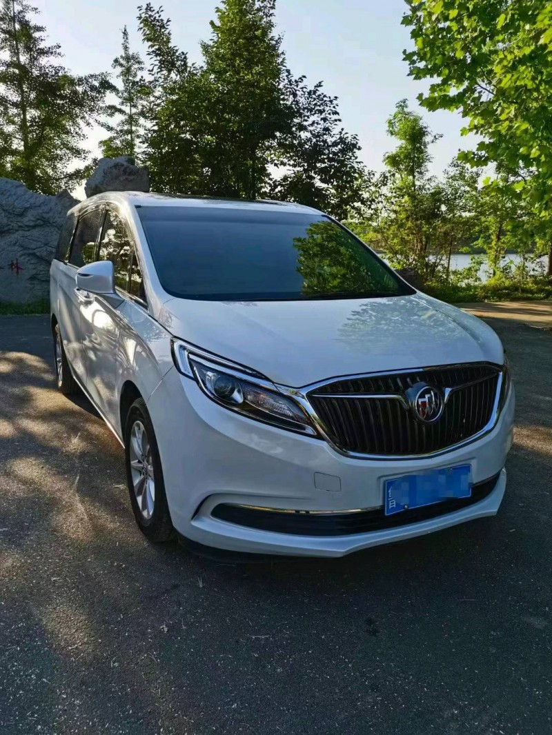 东营19年别克GL88