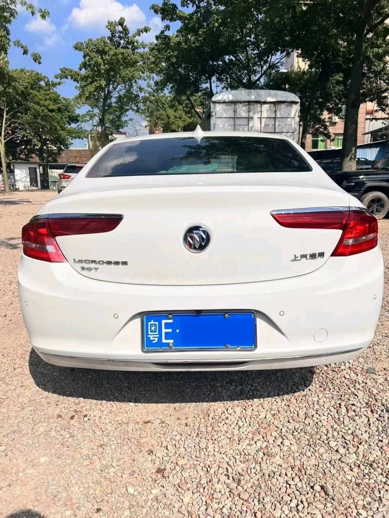 广州18年别克君越5