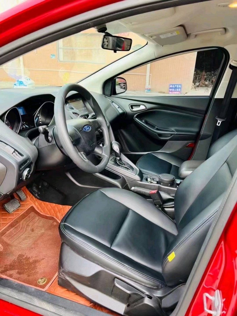 东莞14年福特福克斯4