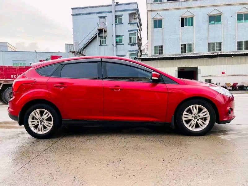 东莞14年福特福克斯8