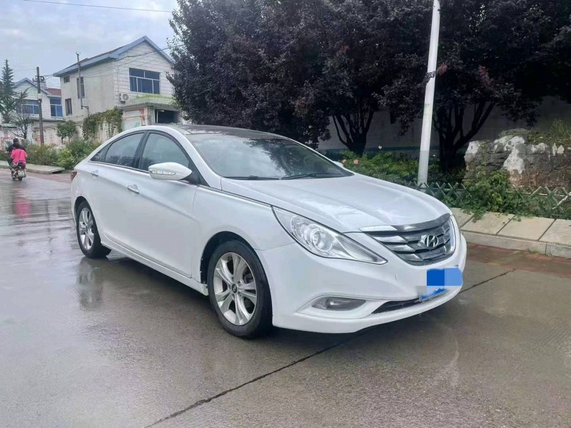 东营13年现代索纳塔八4