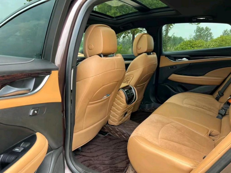 徐州18年别克君越4