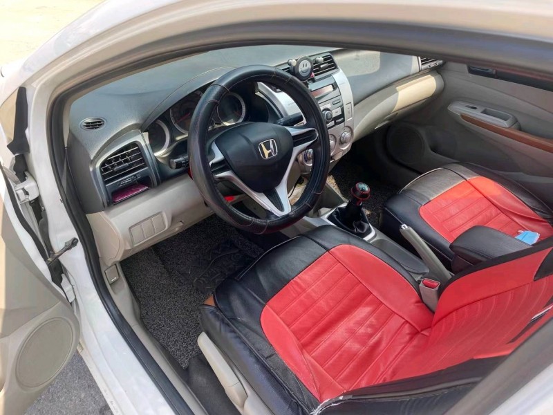 沈阳12年本田锋范6