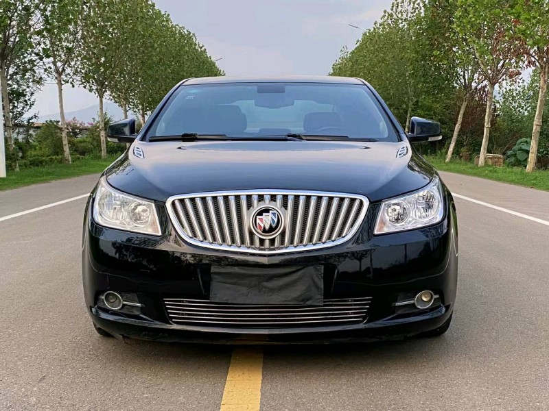 徐州13年别克君越9