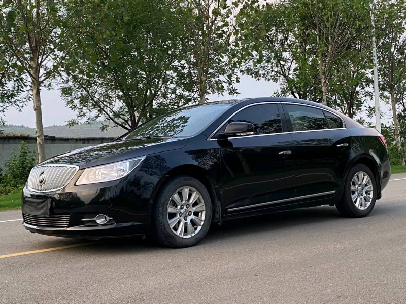 徐州13年别克君越8