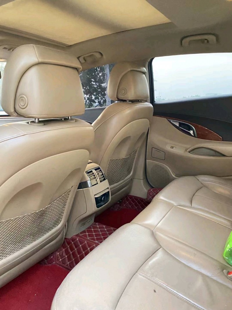 徐州13年别克君越5