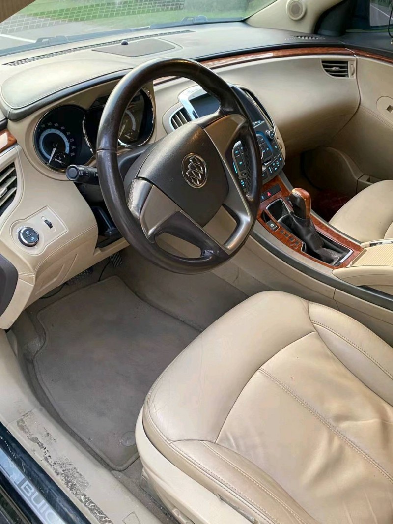 徐州13年别克君越4