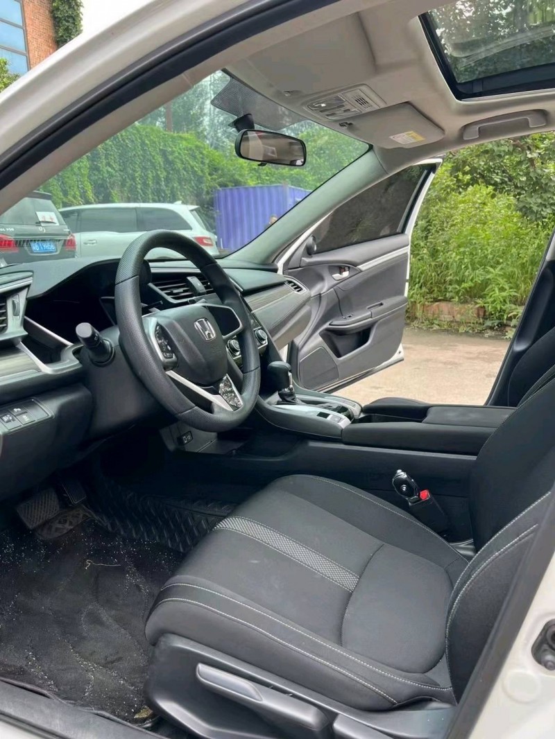 沈阳21年本田思域9