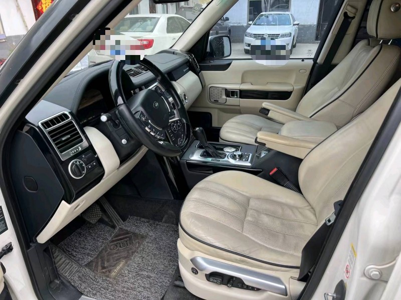 济宁10年路虎揽胜行政4