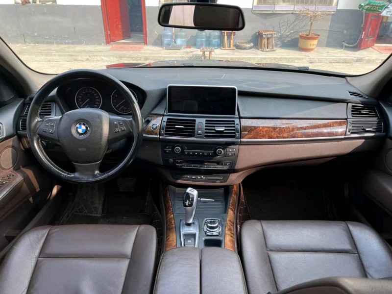 济宁13年宝马X56