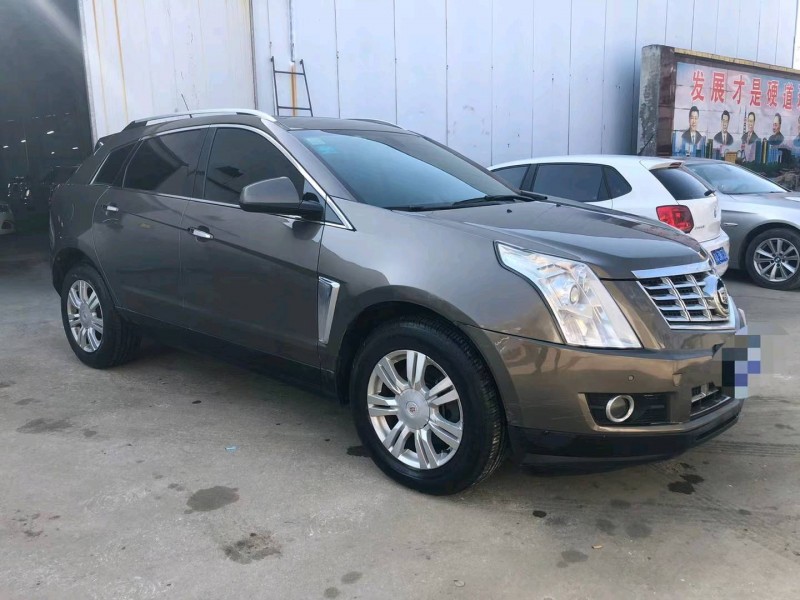 济宁15年凯迪拉克SRX2