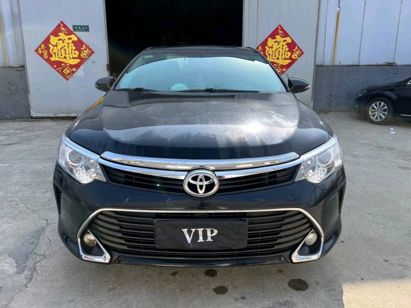 济宁16年丰田凯美瑞1
