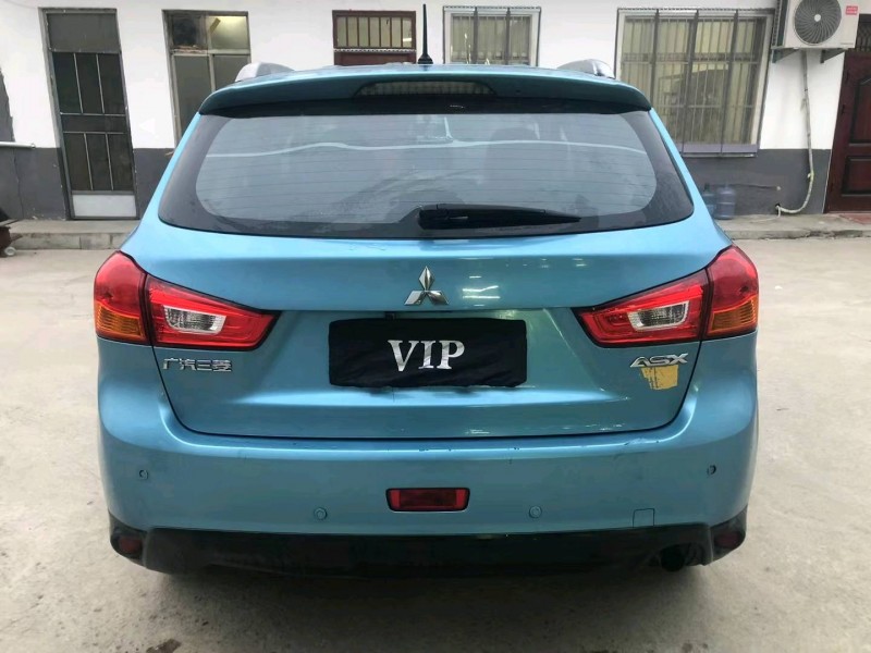 济宁14年三菱劲炫1