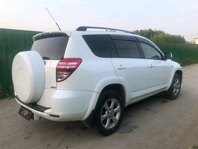 济宁12年丰田RAV4荣放7