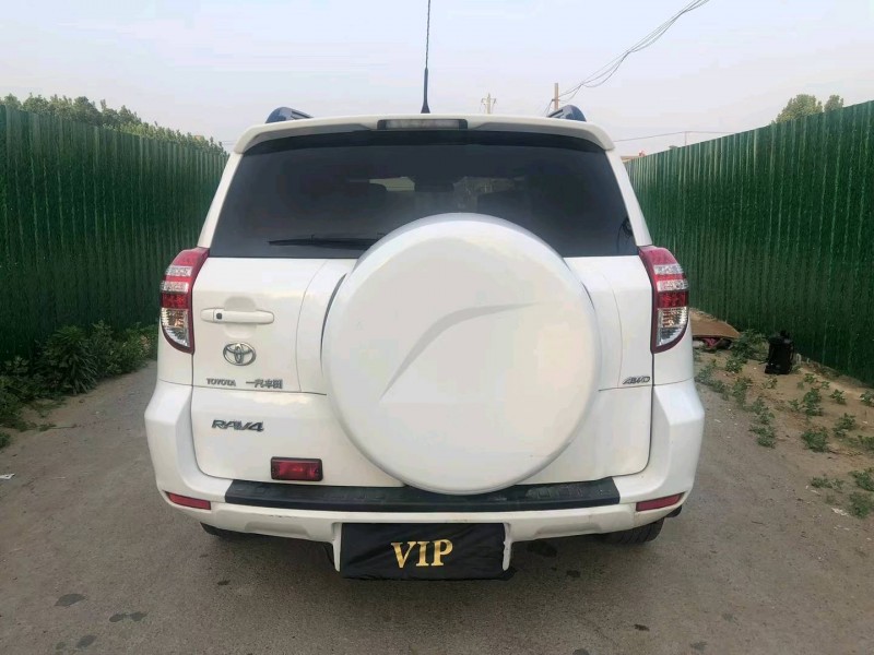 济宁12年丰田RAV4荣放9