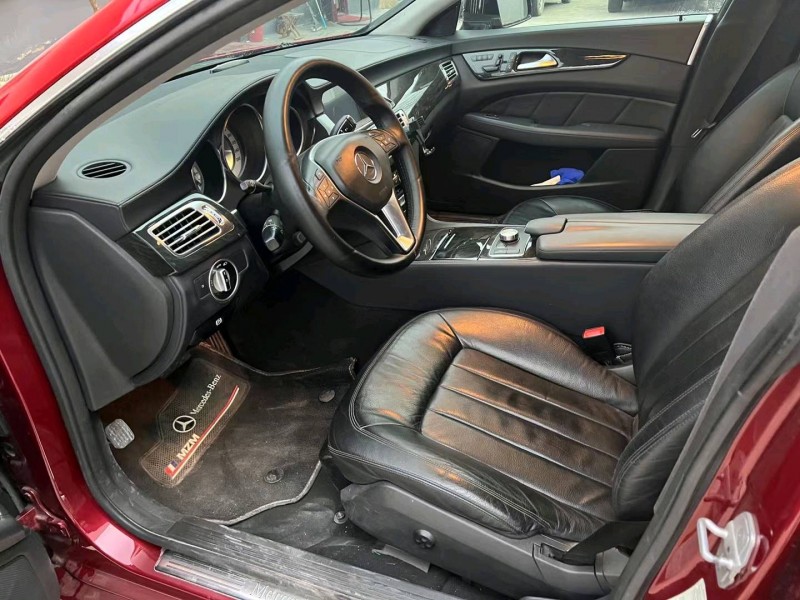 济宁13年奔驰CLS4