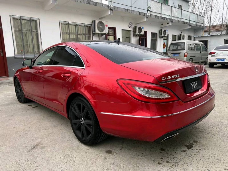 济宁13年奔驰CLS8