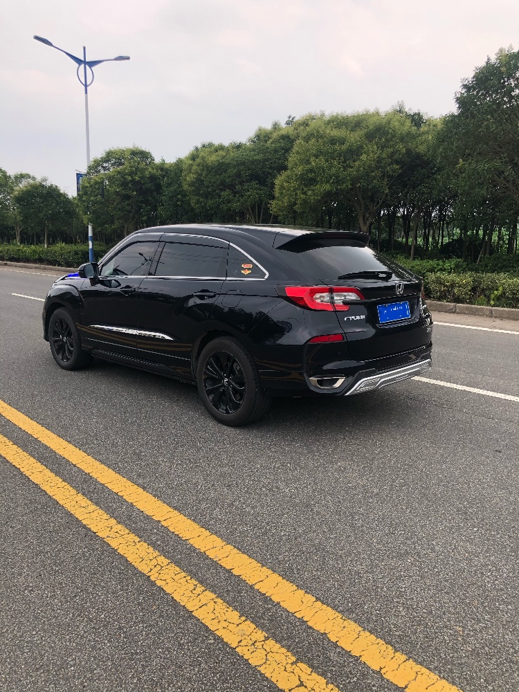 盐城19年本田冠道4