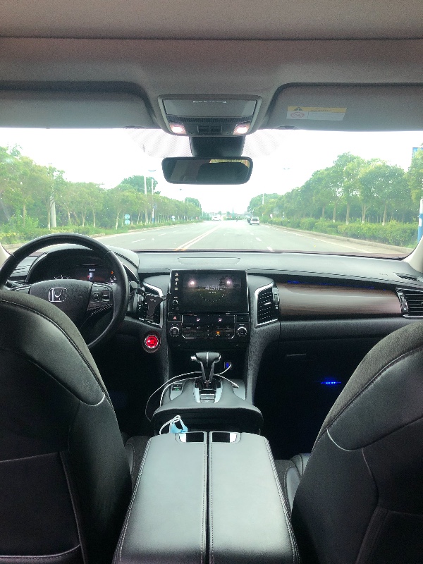 盐城19年本田冠道2