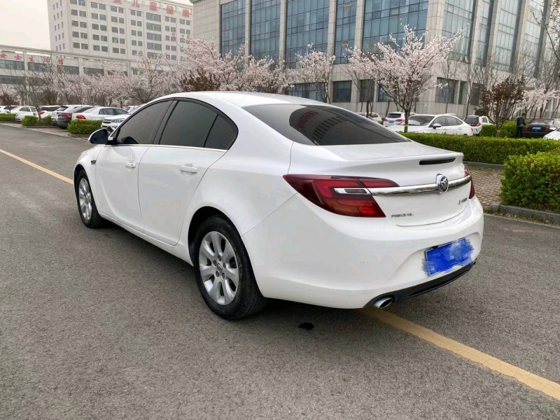 潍坊16年别克君威7