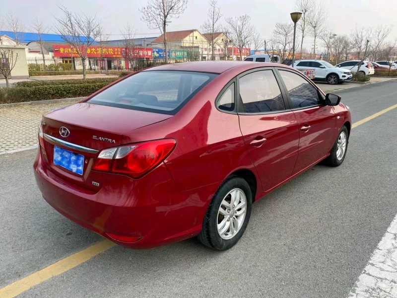 潍坊14年现代悦动6