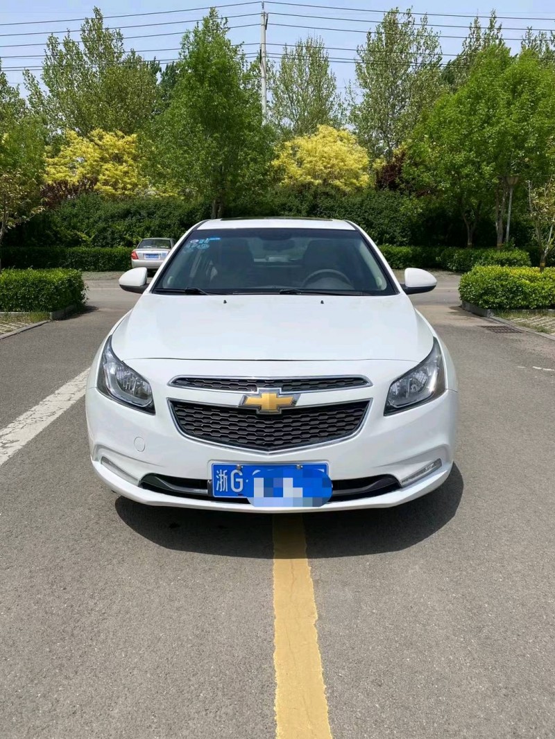 潍坊16年雪佛兰科鲁兹1