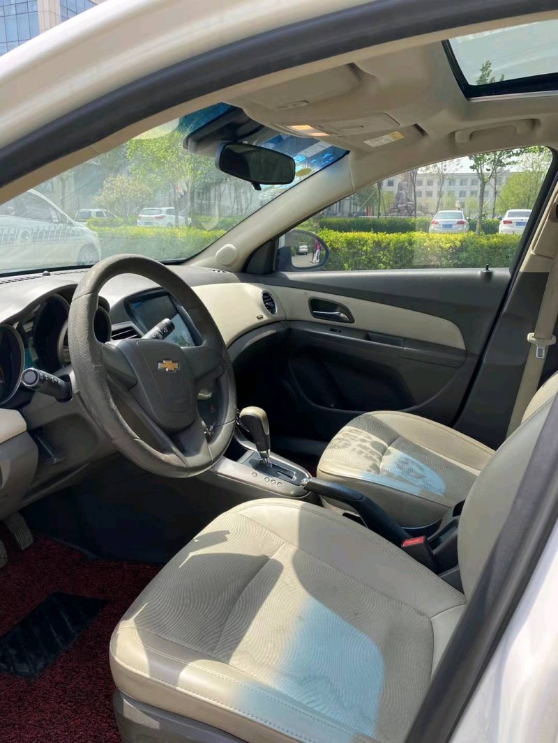 潍坊16年雪佛兰科鲁兹6