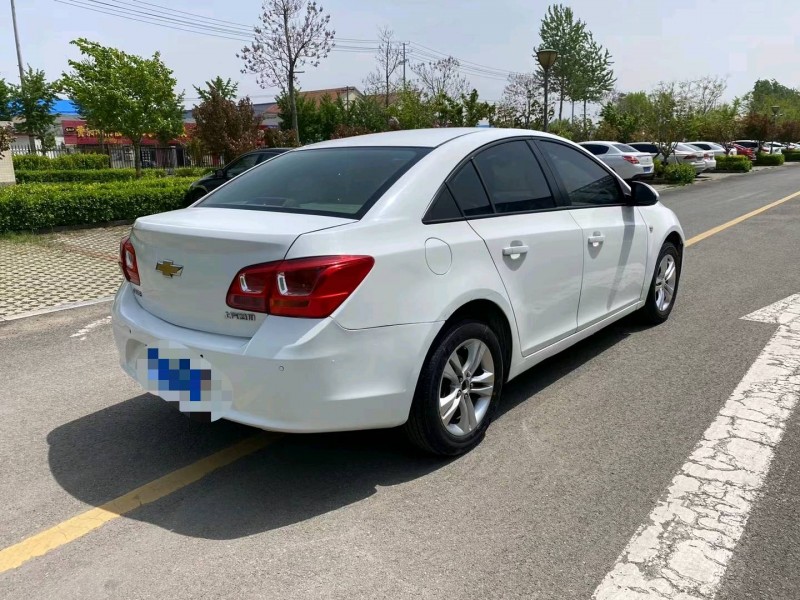 潍坊16年雪佛兰科鲁兹7