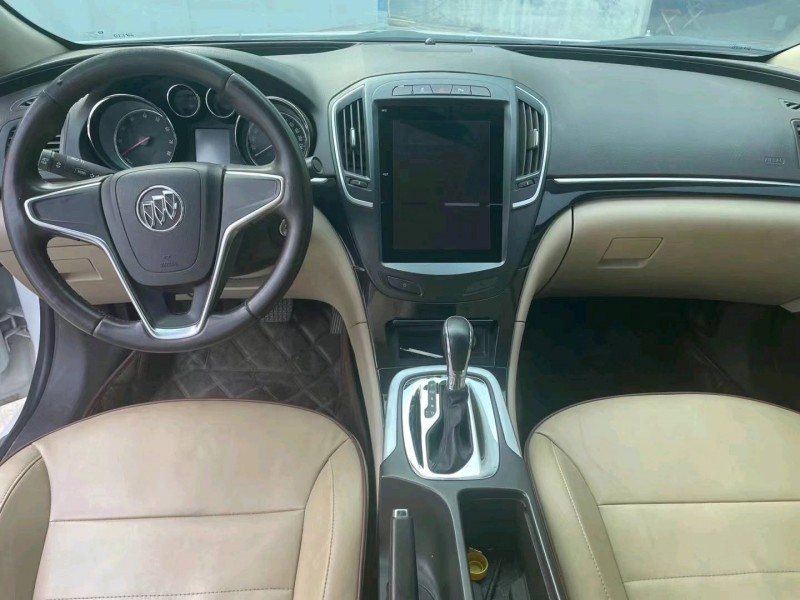 武汉15年别克君威4