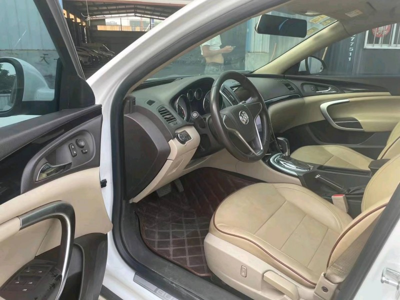 武汉15年别克君威6