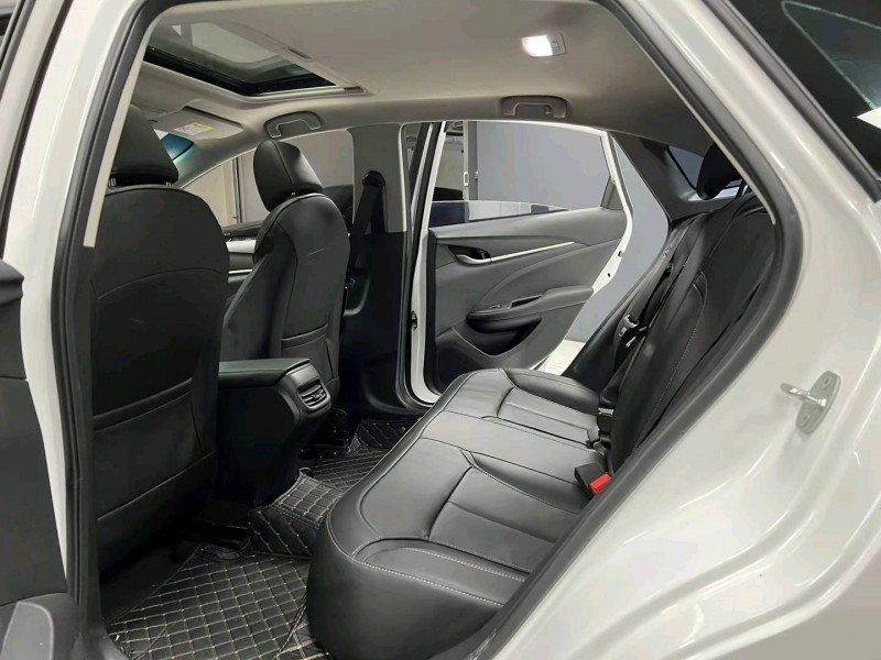 成都20年别克英朗6