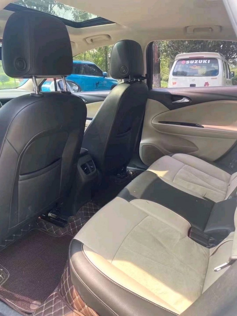 徐州18年别克威朗4