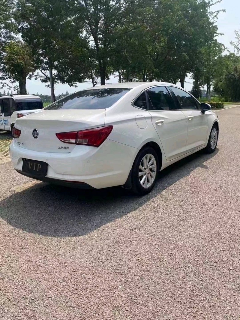 徐州18年别克威朗7