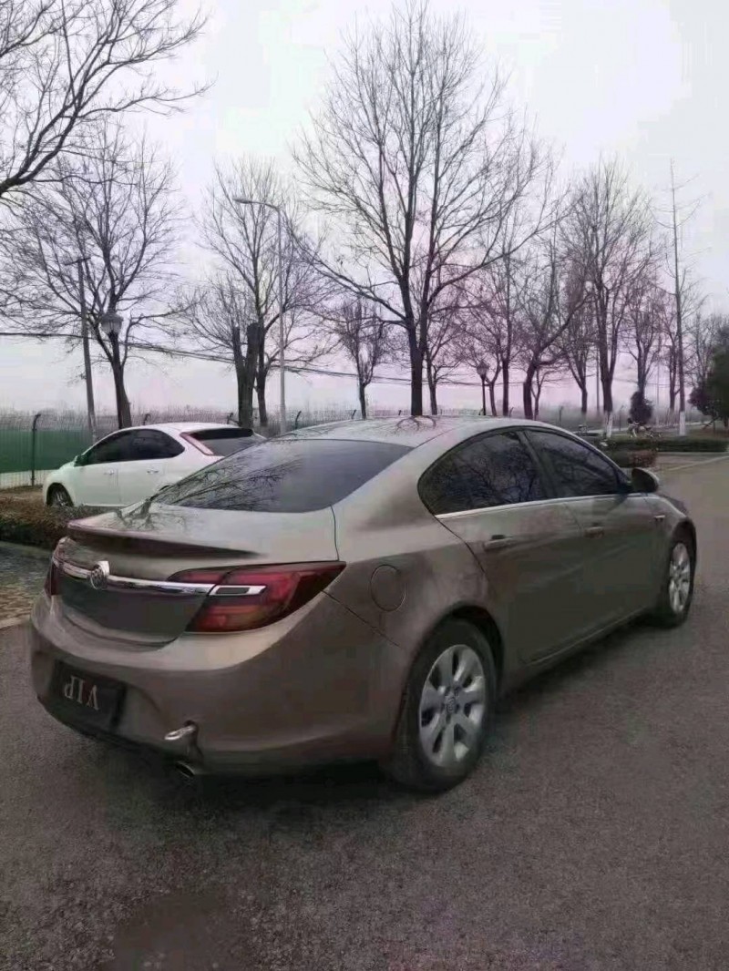 徐州14年别克君威5