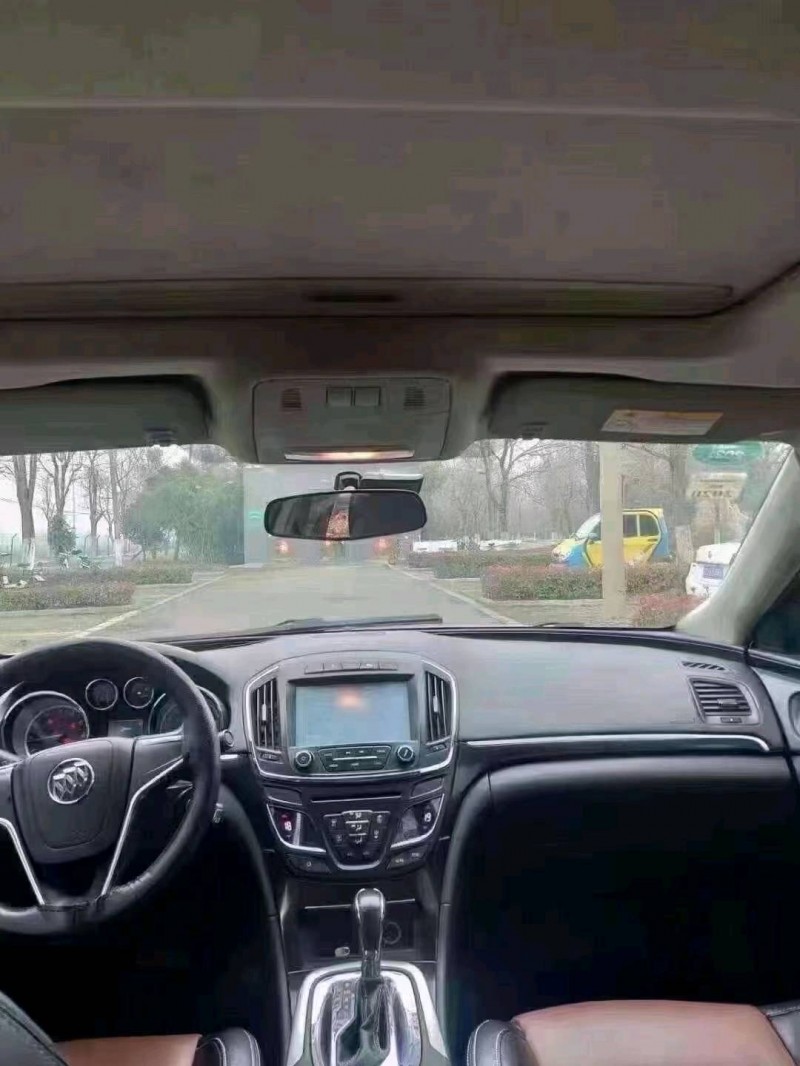 徐州14年别克君威7