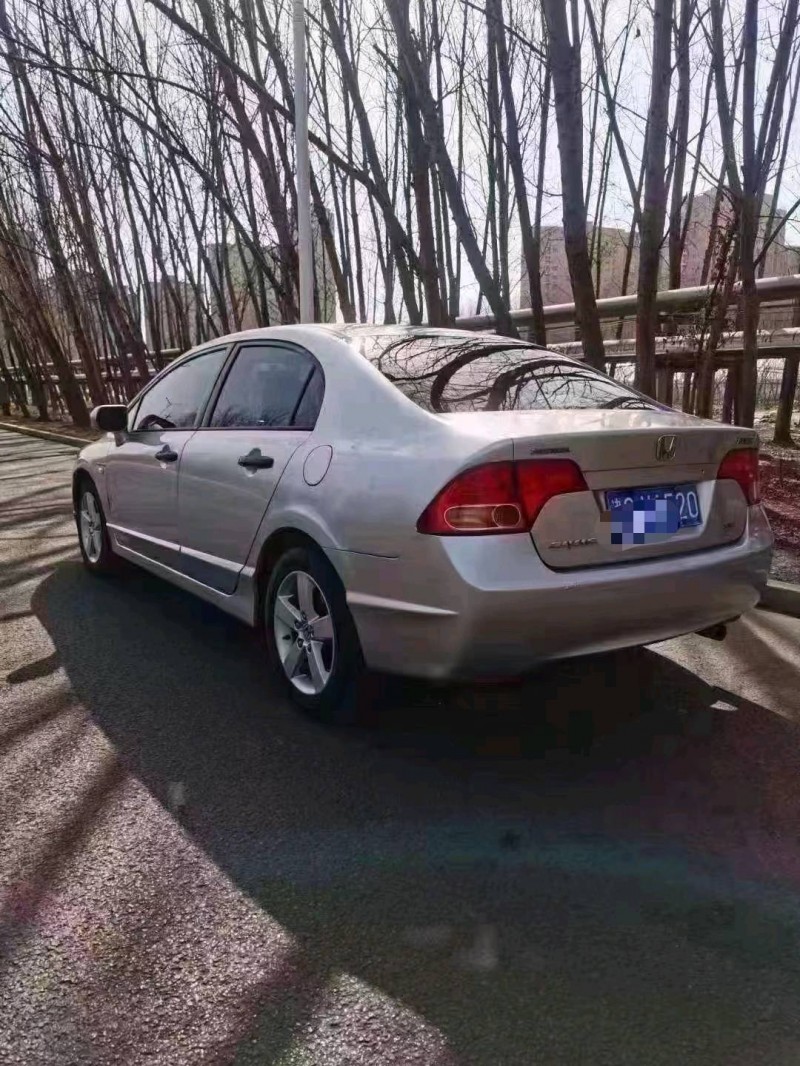 北京11年本田思域1