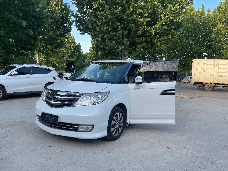 济宁14年本田艾力绅3