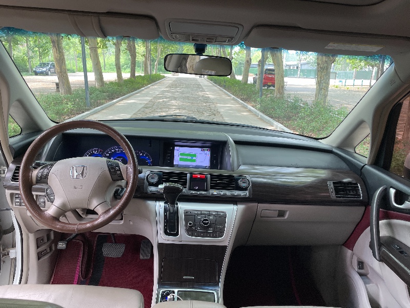 济宁14年本田艾力绅7