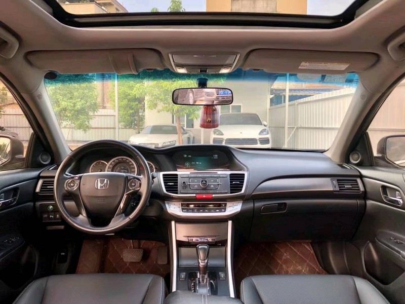 广州14年本田雅阁8