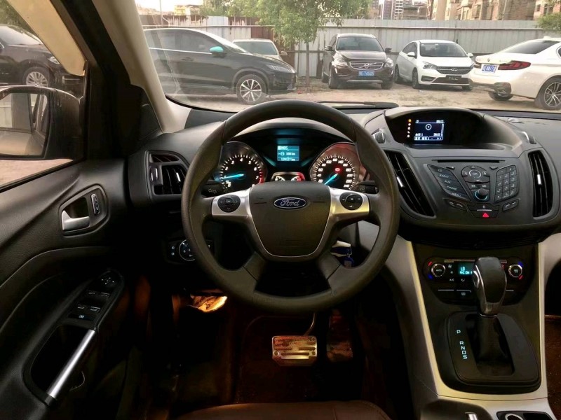 广州15年福特翼虎9